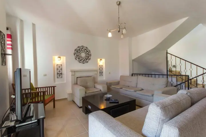 Яликавак: Derin Vadi Sitesi
