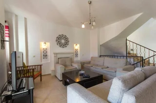 Яликавак: Derin Vadi Sitesi