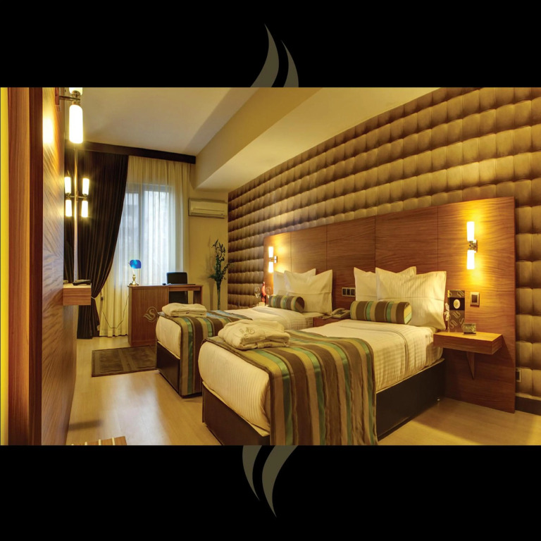 Измир: Susuzlu Atlantis Hotel