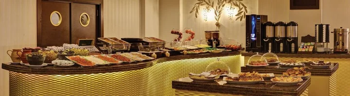 Измир: Susuzlu Atlantis Hotel