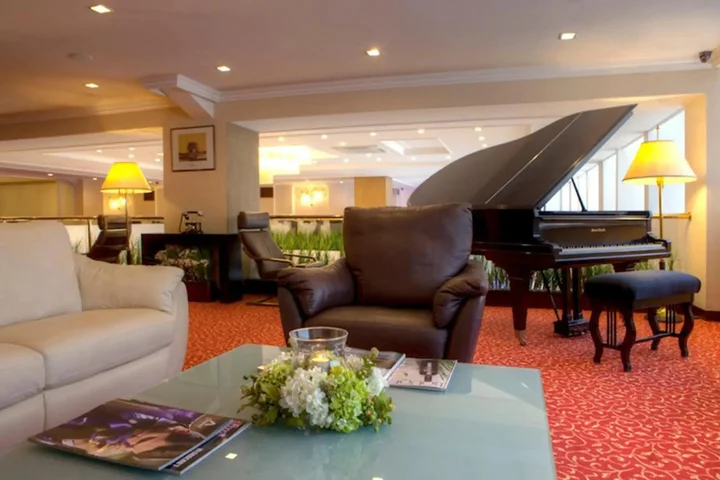 Измир: Susuzlu Atlantis Hotel