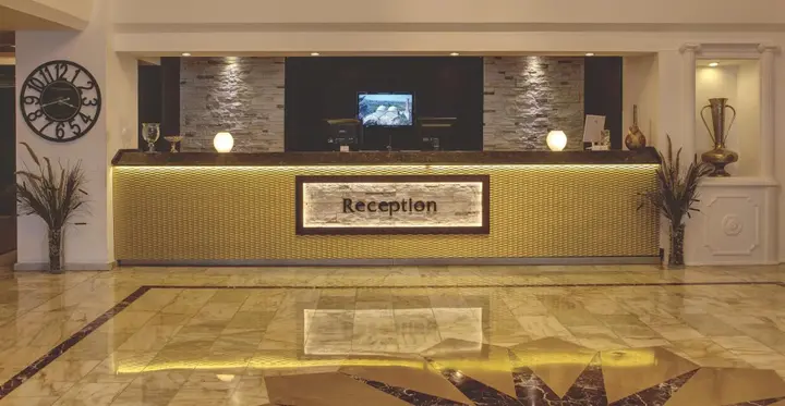 Измир: Susuzlu Atlantis Hotel