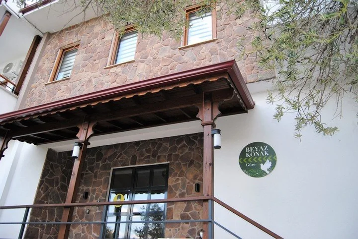Эдремит: Beyaz Konak Gure Butik Otel