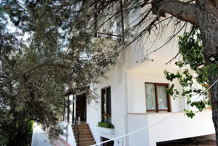 Эдремит: Beyaz Konak Gure Butik Otel