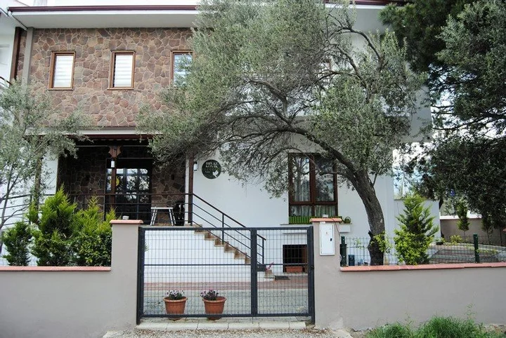 Эдремит: Beyaz Konak Gure Butik Otel