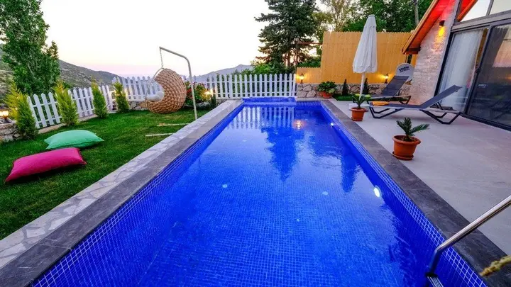 Исламлар: Villa Honeymoon