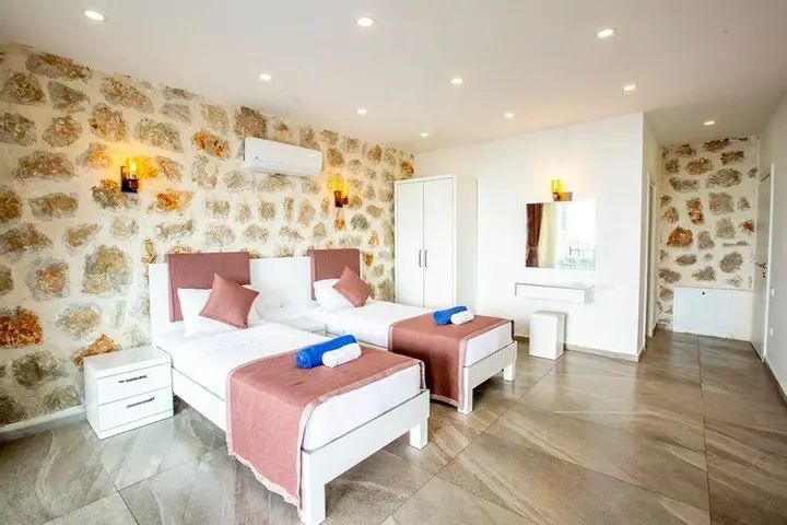 Исламлар: Villa Beyaz 7