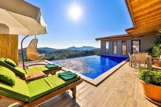 Исламлар: Villa Tas