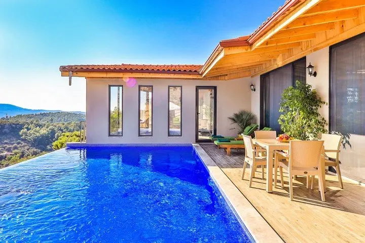 Исламлар: Villa Tas