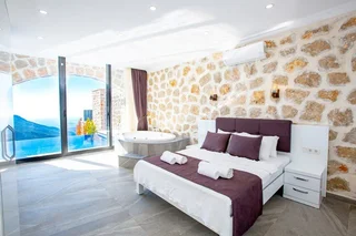 Исламлар: Villa Beyaz 8