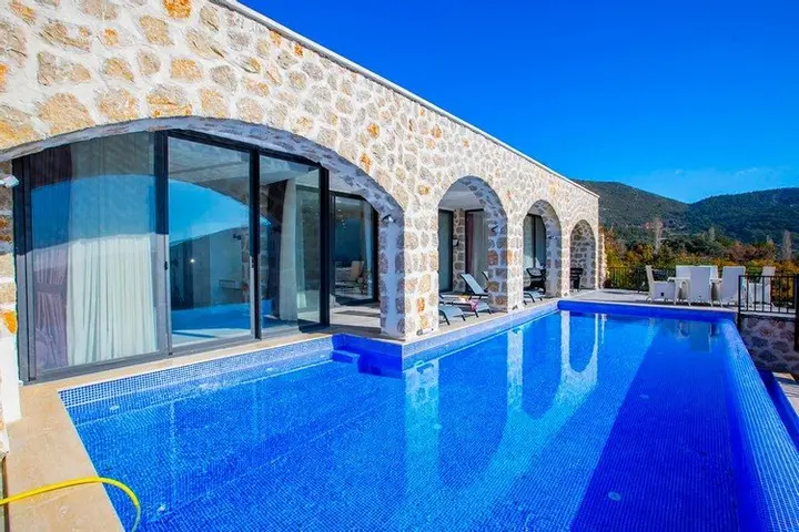 Исламлар: Villa Beyaz 8