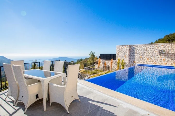 Исламлар: Villa Beyaz 8