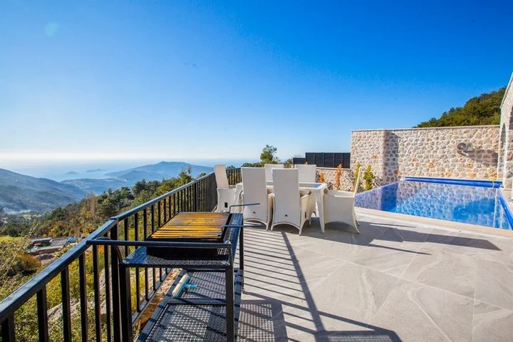 Исламлар: Villa Beyaz 8