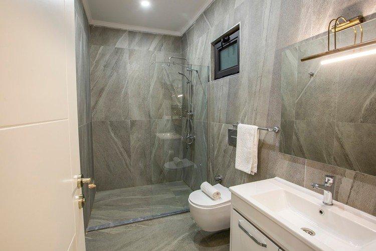 Исламлар: Villa Beyaz 8