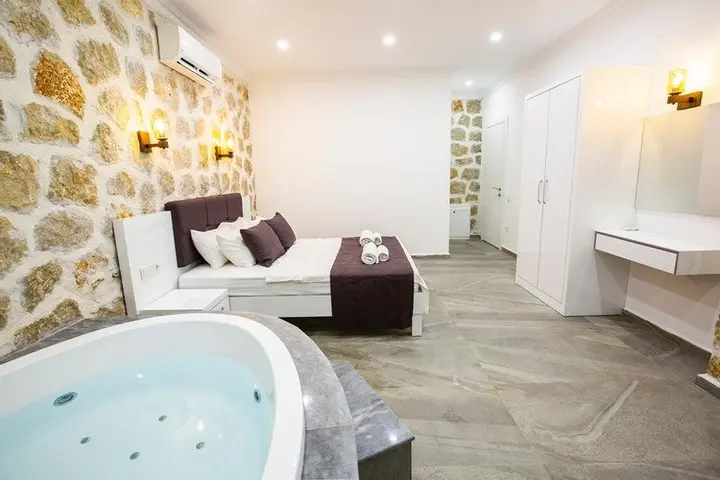 Исламлар: Villa Beyaz 5