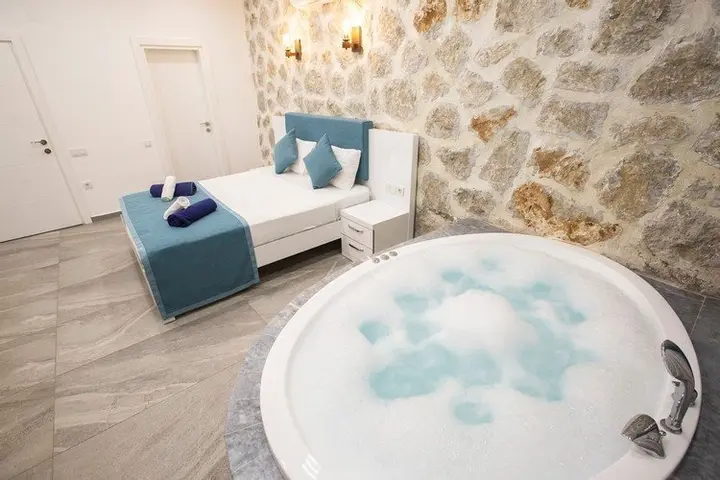 Исламлар: Villa Beyaz 4