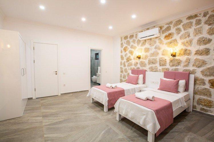 Исламлар: Villa Beyaz 3
