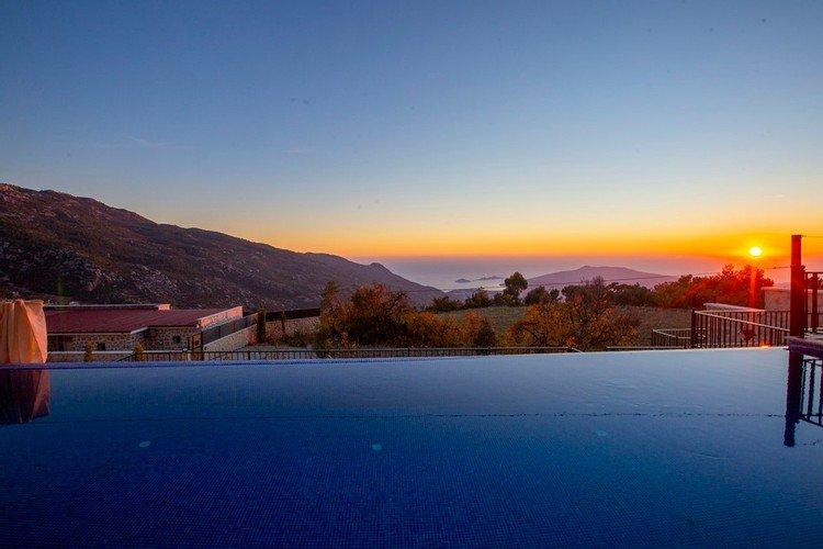Исламлар: Villa Beyaz 3