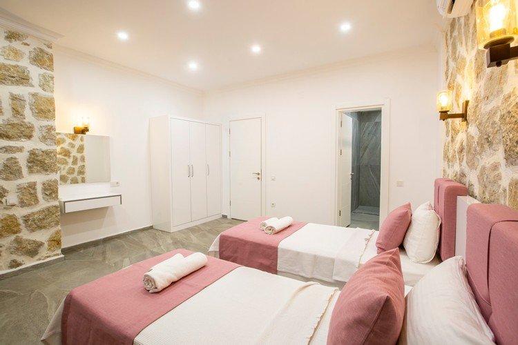 Исламлар: Villa Beyaz 3