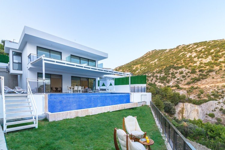 Исламлар: Villa Sea
