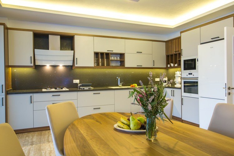 Исламлар: Villa Sea