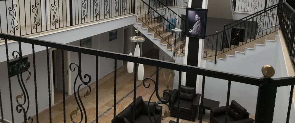 Дикили: Altin Otel Ayvalik