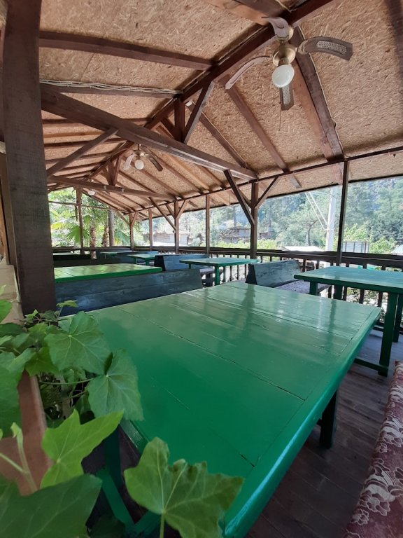 Кумлуджа: Olympos Altaris Pansiyon