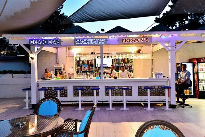 carousel image 3