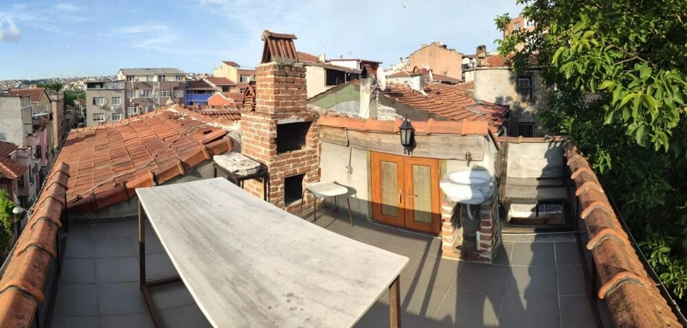 Стамбул: Authentic Room With Balcony in Balat