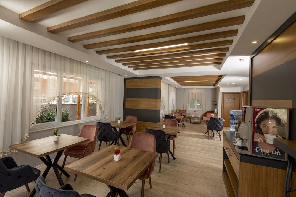 Анталья: Toprak Hotel