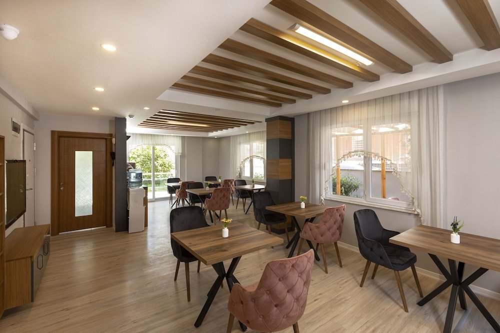 Анталья: Toprak Hotel