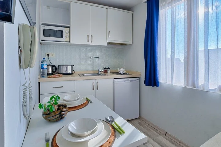 Стамбул: Azad Homes Siper
