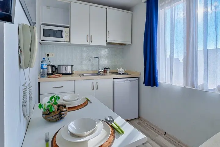 Стамбул: Azad Homes Siper