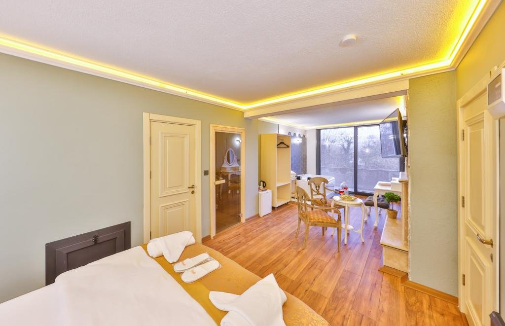 Сайл: Agva Pieria Luxury Hotel +16
