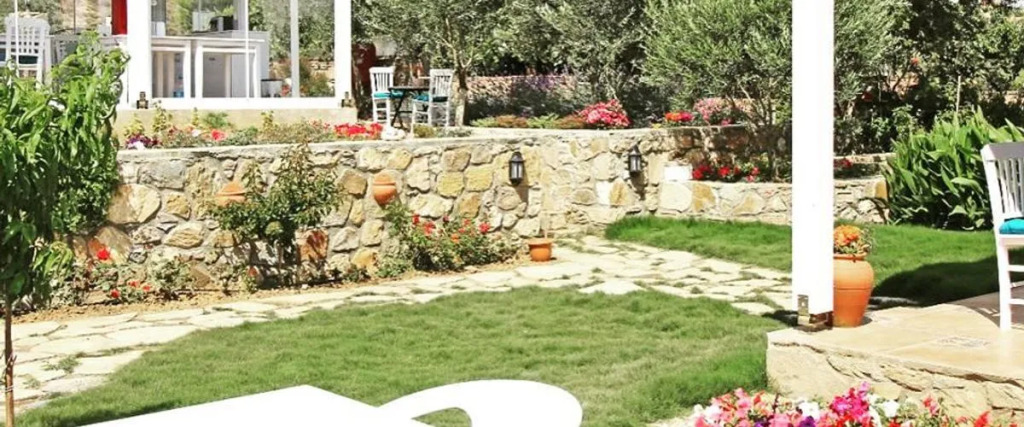 Бозджаада: Flora Otel Bozcaada