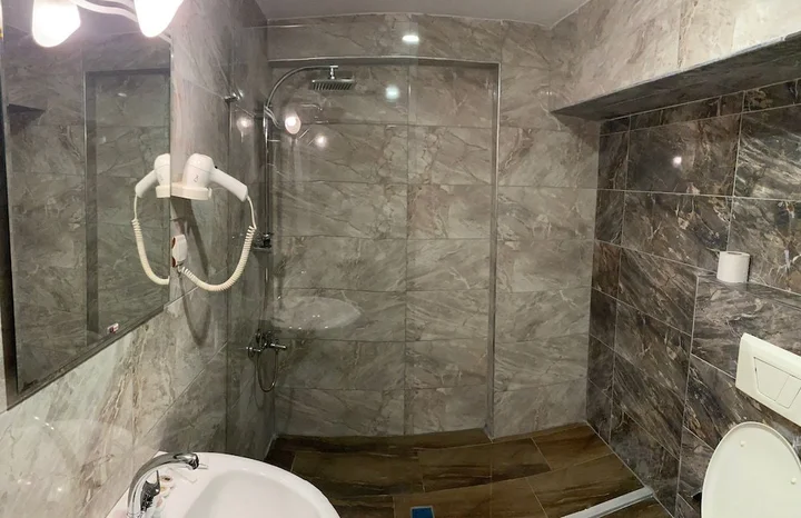 Бурса: Gold Ci̇ty Hotel