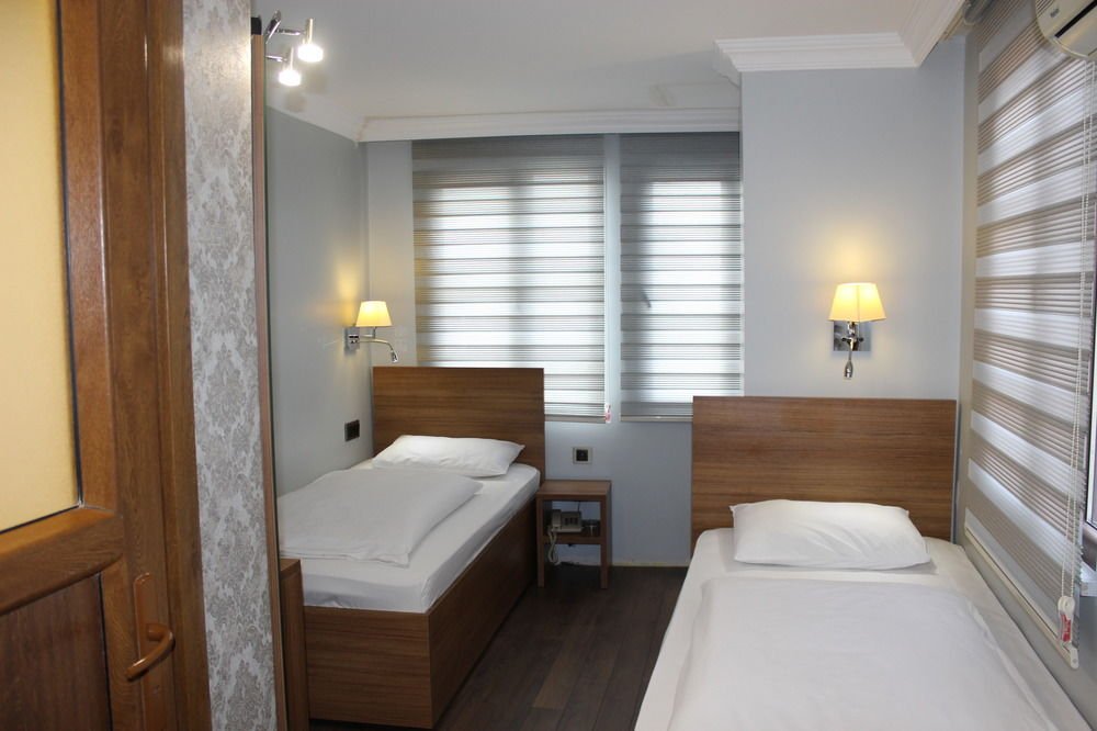 Трабзон: Hotel Nur