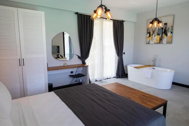 Чешме: Primus Otel