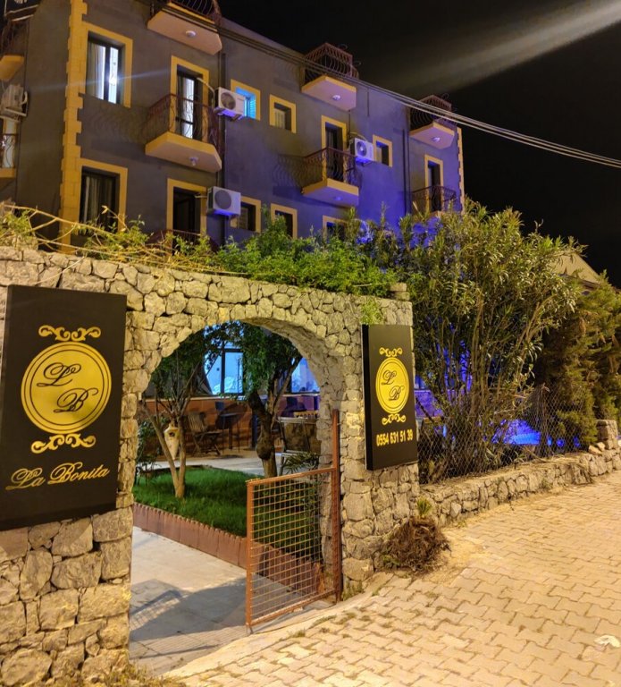 La Bonita Pansiyon Çeşme Adult Only (+16 yaş) — фото 1