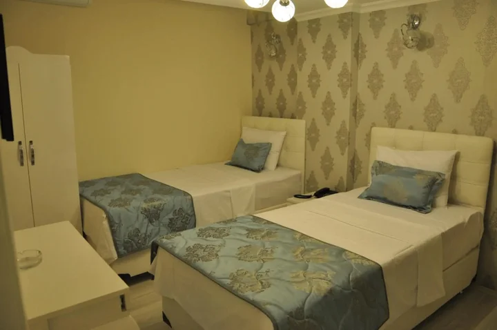 Мустафакемальпаша: Hotel Iscen