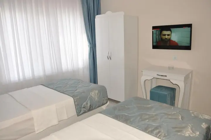 Мустафакемальпаша: Hotel Iscen