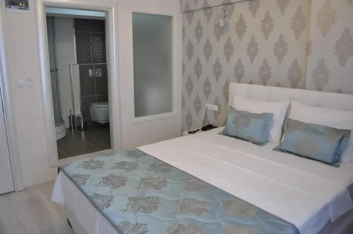 Мустафакемальпаша: Hotel Iscen