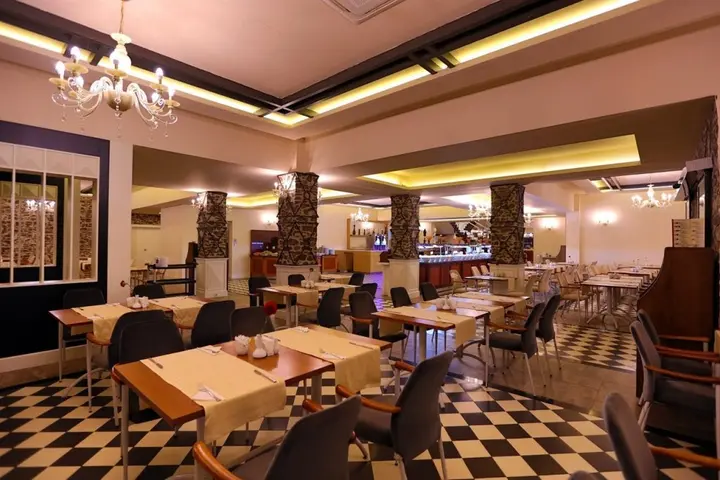 Окурджалар: Gypsophila Holiday Village