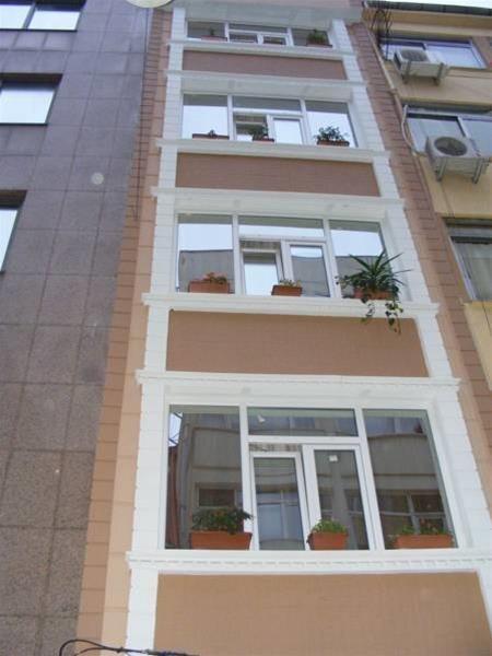 Стамбул: Rain Apart & Hotel Sultanahmet