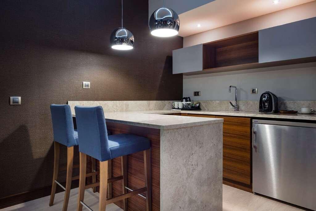 Измир: Hilton Garden Inn Izmir Bayrakli