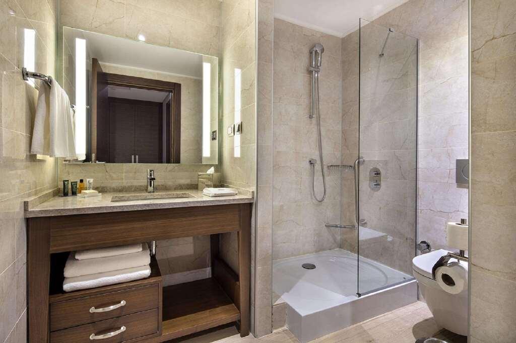 Измир: Hilton Garden Inn Izmir Bayrakli