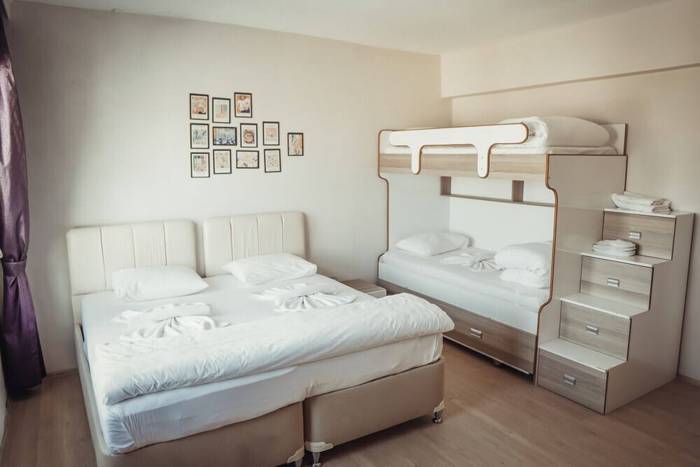 Эджеабат: Başarir Hotel