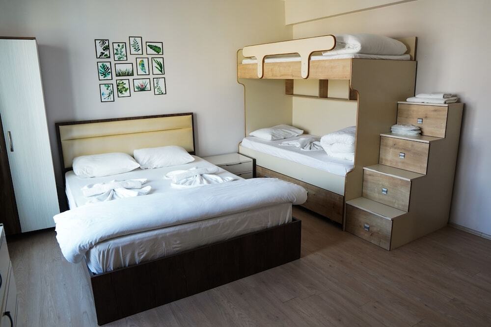 Эджеабат: Başarir Hotel