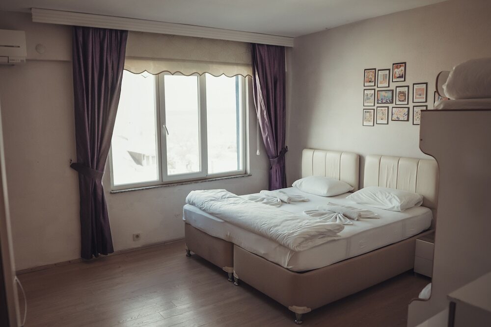 Эджеабат: Başarir Hotel