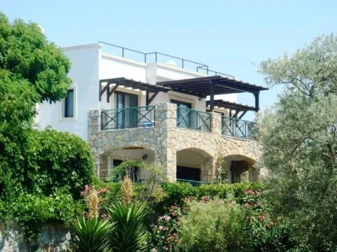 Битез: Villa Silver